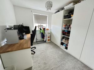 Photo 5- click for photo gallery